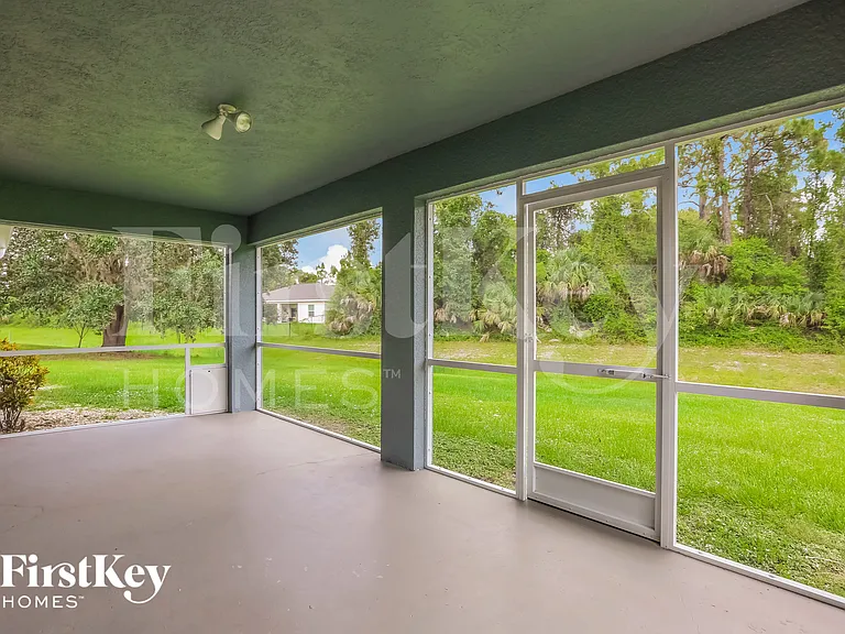 2463 Alesio Ave — Photo 7