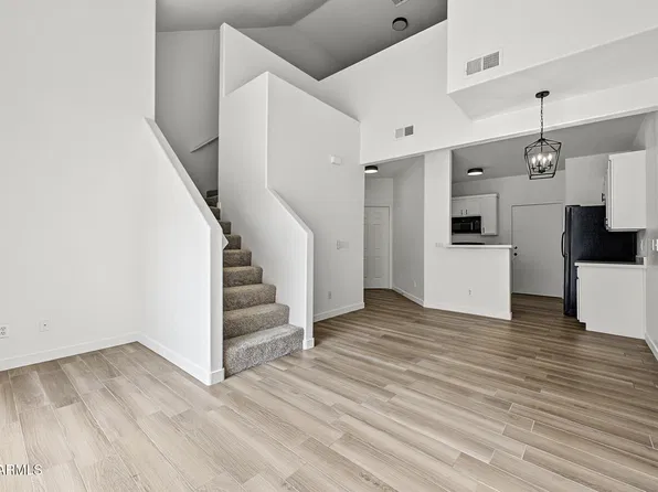 1015 S VAL VISTA Drive #68, Mesa, AZ 85204