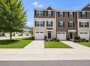 6042 Cutwater Cir, Charlotte, NC 28269