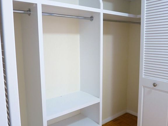 4th image of 504 E 79th St APT 4h