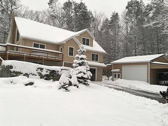 3rd image of 139 Walnut St