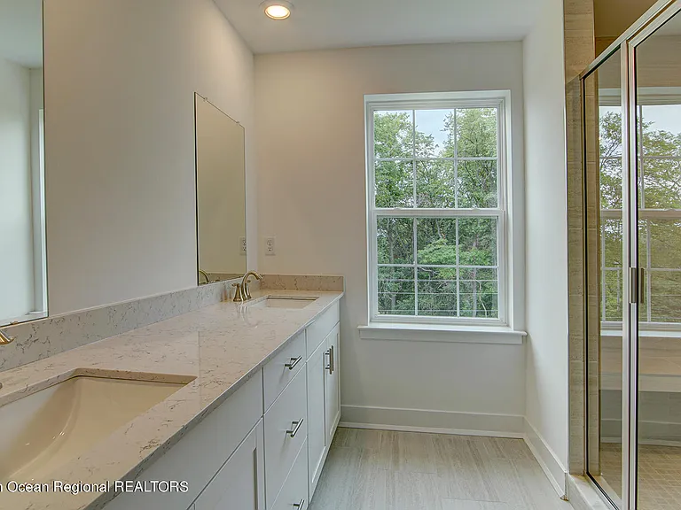101 Pilot St — Photo 16
