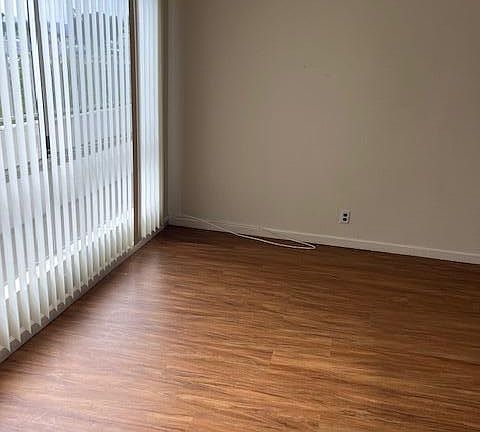 2nd image of 15015 Sherman Way APT 313
