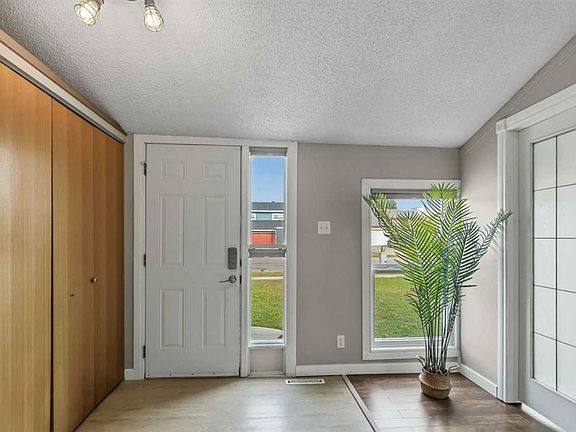 4th image of 188 E Blanchett Rd