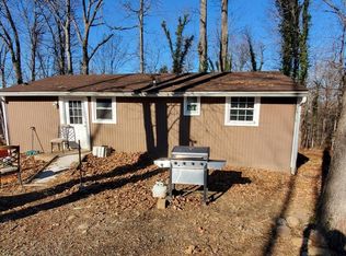 43 Locust Grove Rd, Front Royal, VA 22630