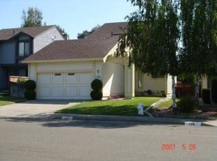 130 Dartford St, Hercules, CA 94547