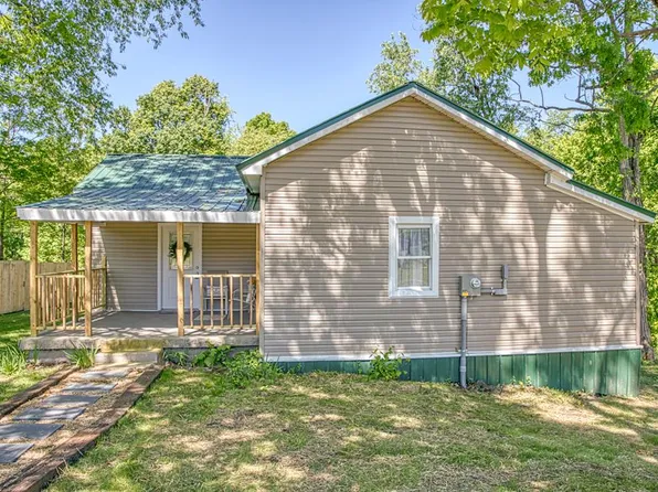 108 Twinton Park Rd, Crawford, TN 38554