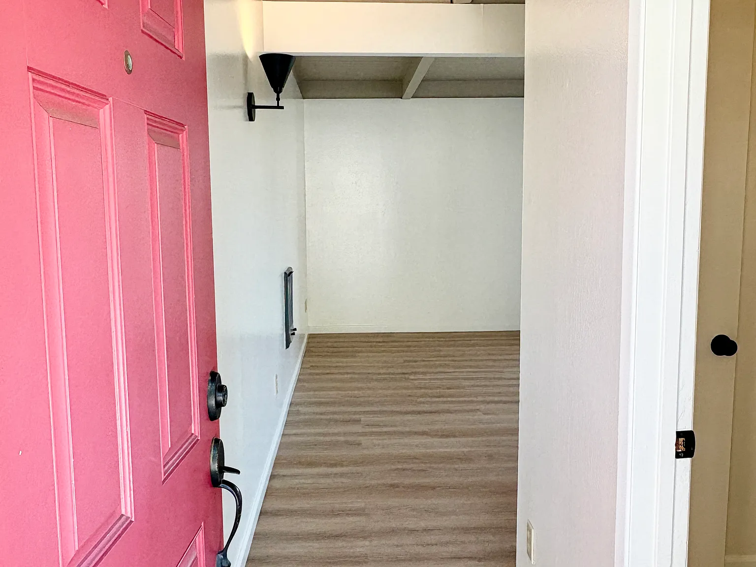 Studio, $2,395 — Photo 2