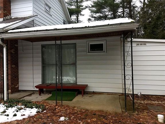 2nd image of 469 Baldwin St