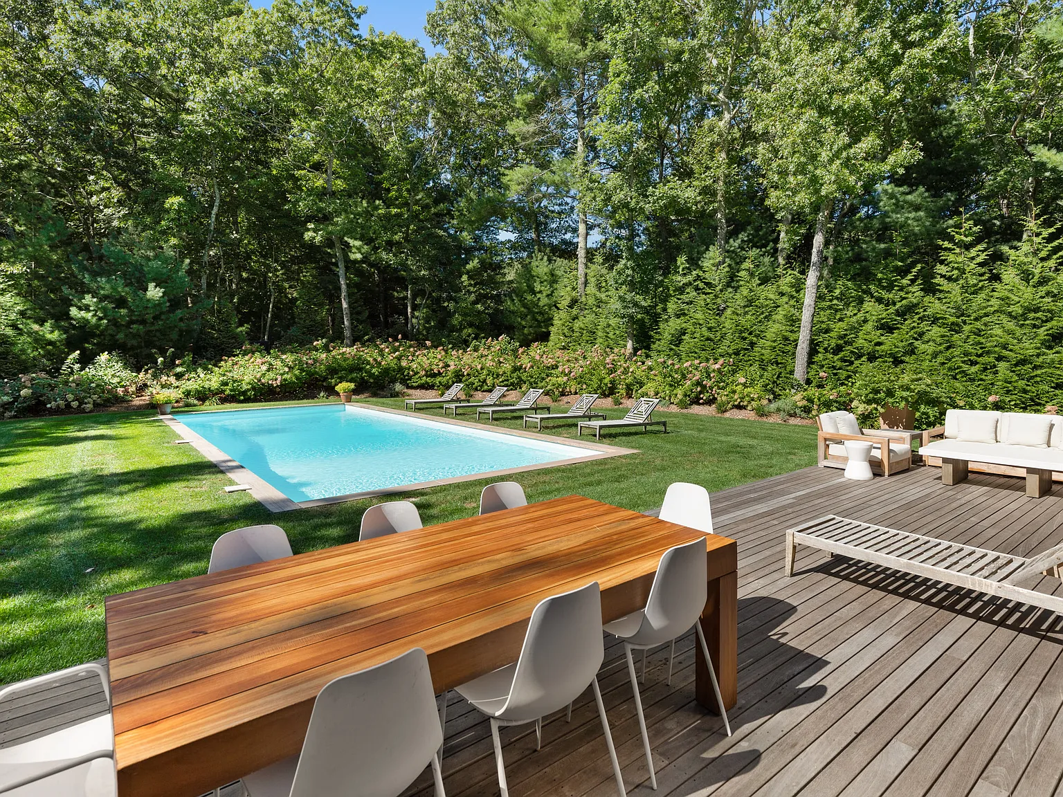 New Construction in East Hampton! — Photo 3