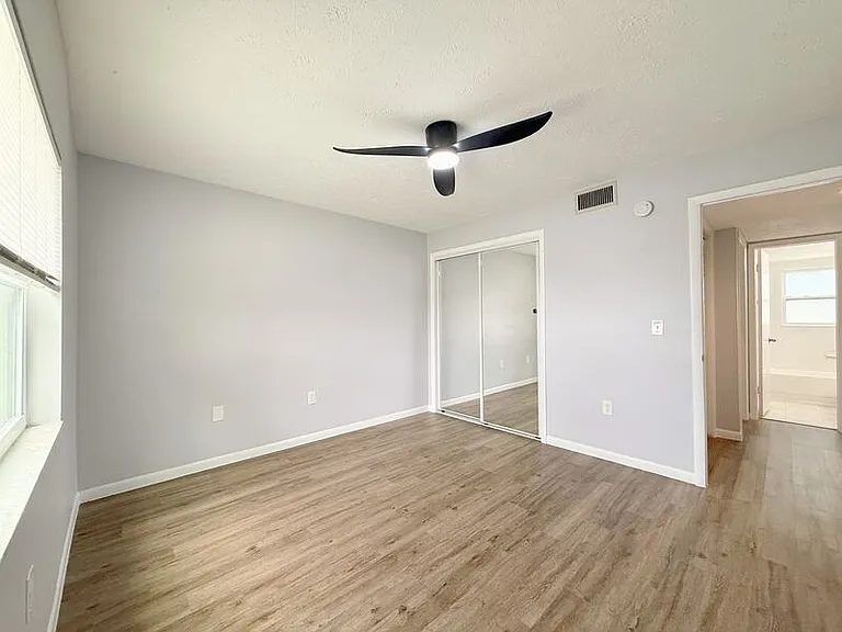 11705 North Dr #B — Photo 26