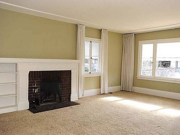 Big room, cozy fireplace