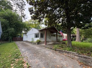 811 Manhasset Rd, Charlotte, NC 28209