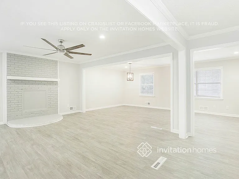 6406 Joanna St — Photo 2