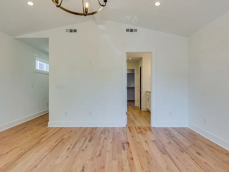 1822A 16th Ave N #1 — Photo 8