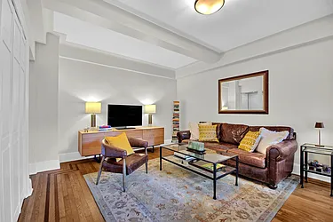 235 East 22nd Street, #3M