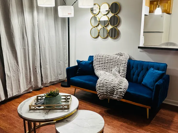 2330 N Harlem Ave APT 1A, Elmwood Park, IL 60707