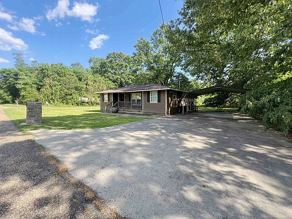 2nd image of 44 W Macedonia Rd