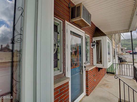 3rd image of 239 S Market St