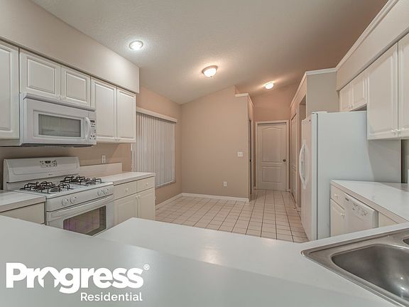 5th image of 4202 Shadow Creek Cir