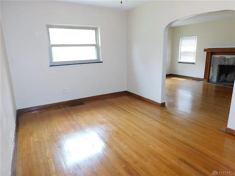 825 Audrey Pl — Photo 8