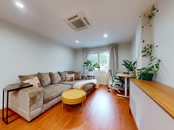 2112 33rd St APT 2A