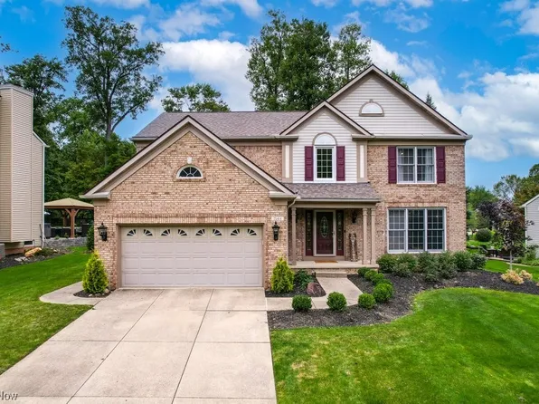 2344 Champion Trl, Twinsburg, OH 44087