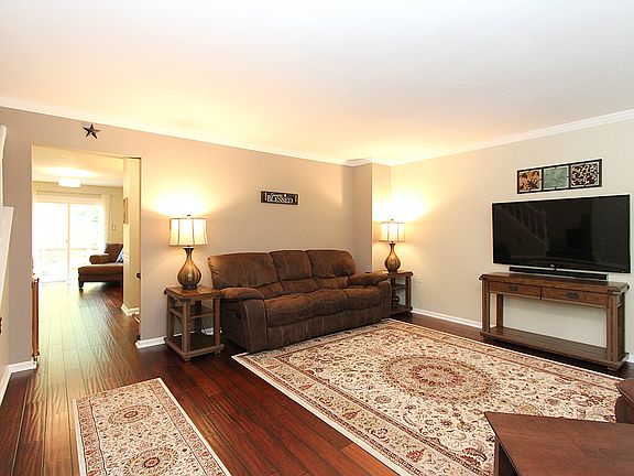 4th image of 11710 Critton Cir