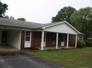 45 Overton Dr, Jackson, TN 38301