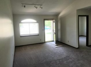 285 W Pinehurst St, Sidney, OH 45365