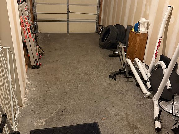 4th image of 9509 N Baltimore Ave