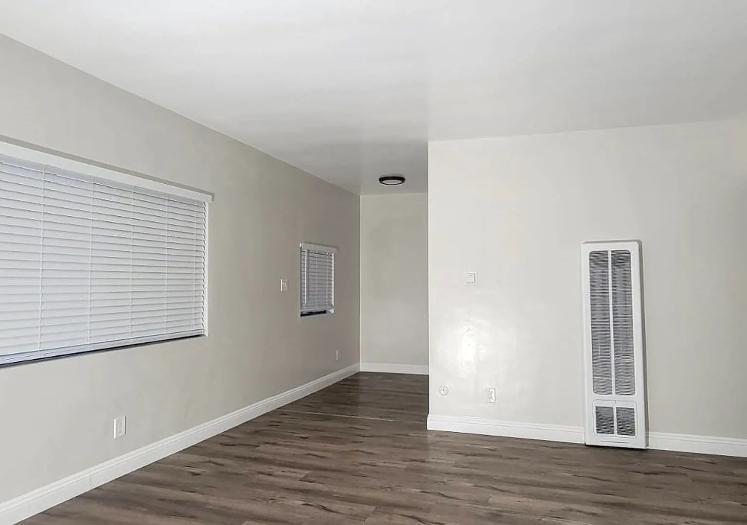 835-849 W. Vernon Avenue — Photo 3