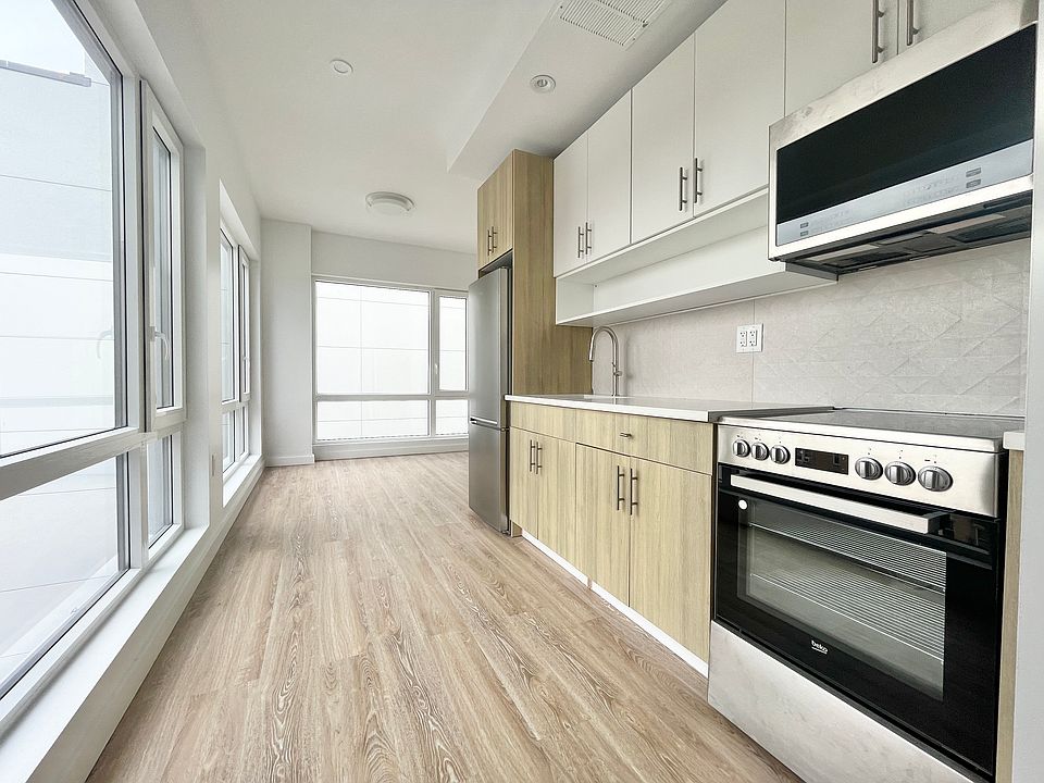 1st image of 333 Linden Blvd #8E