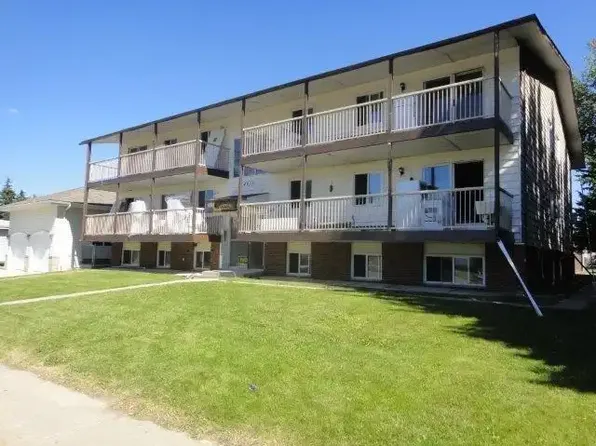 4010 49th Ave, Innisfail, AB