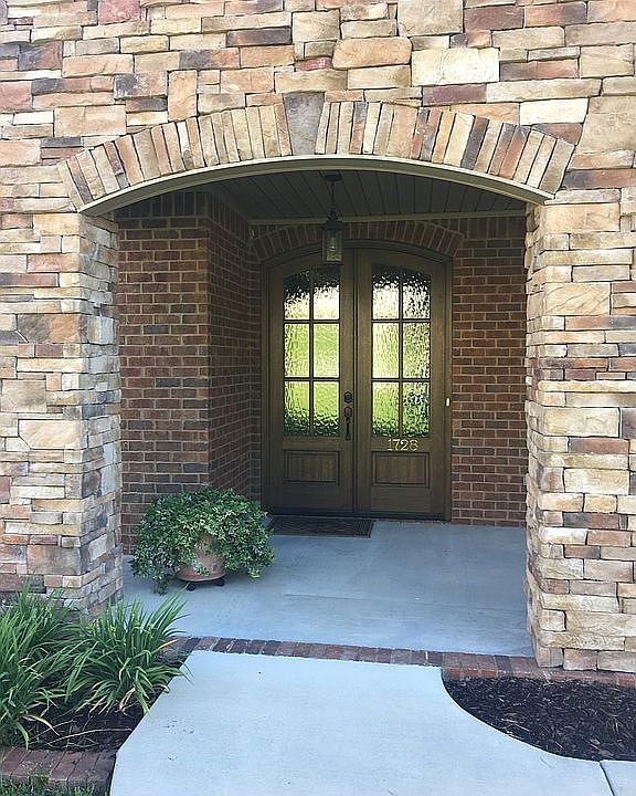 1st image of 1728 Weston Hills Dr NW