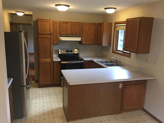 4th image of 606 Colby Dr