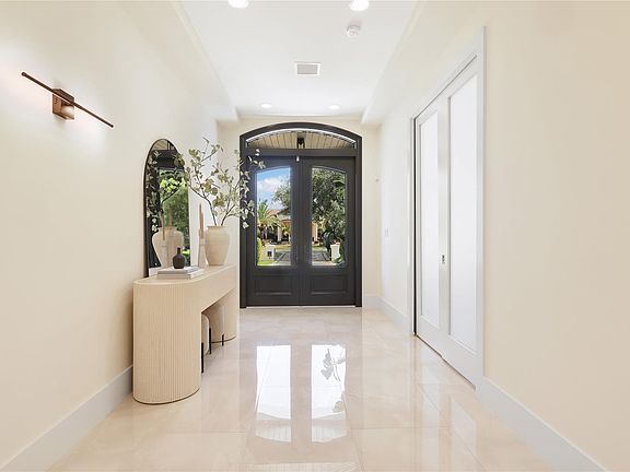 3rd image of 13640 Pine Meadow Court