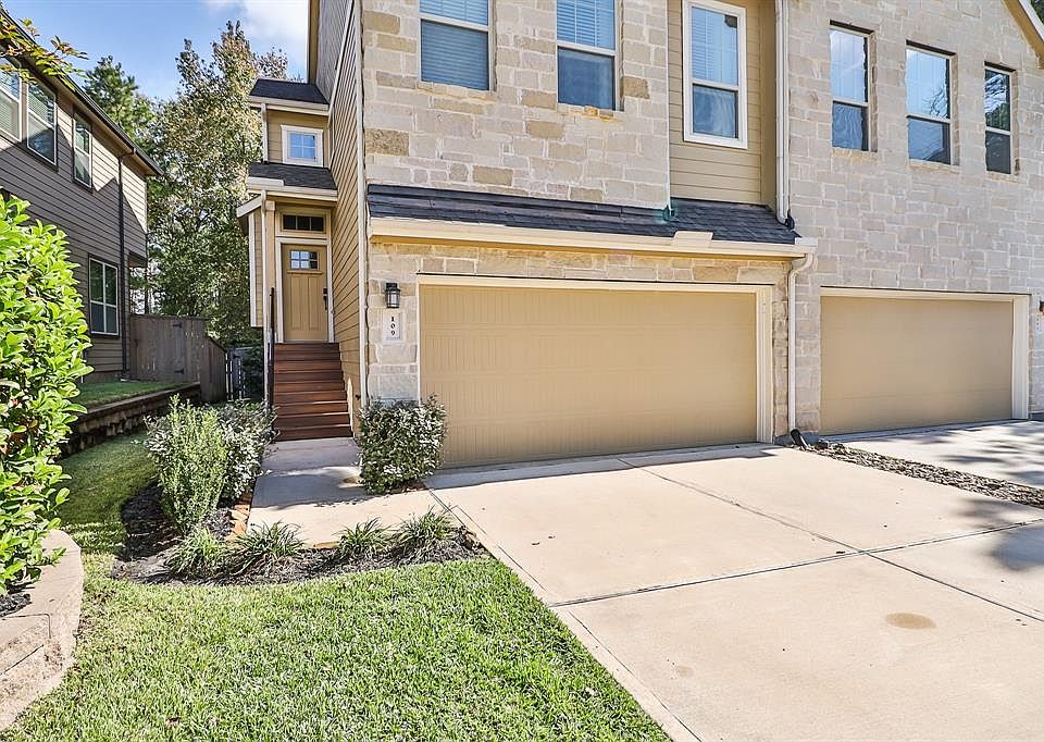 1st image of 109 Berlandier Ash Ct