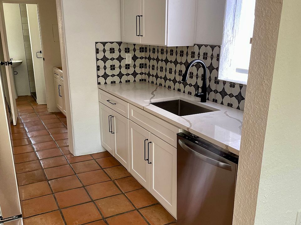 1st image of 1406 E Brill St