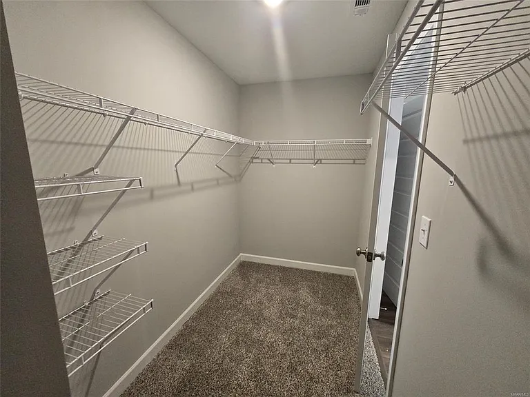 1010 Garden Ln — Photo 9