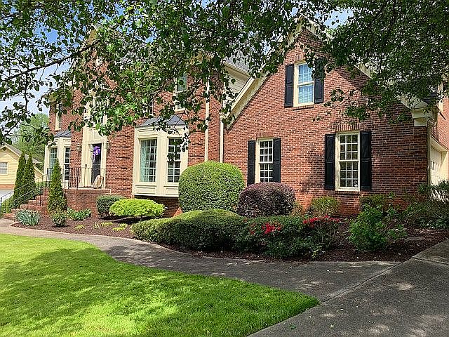 2nd image of 210 Emily Dr