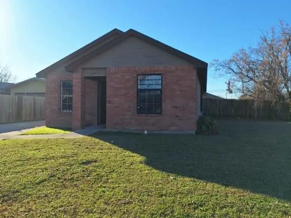5200 Carol Ave, Fort Worth, TX 76105