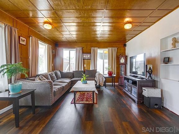 5th image of 7611 Canton Dr