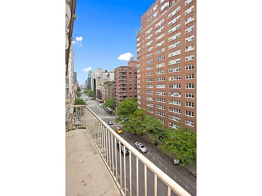 Rented by Mirador Real Estate | media 45