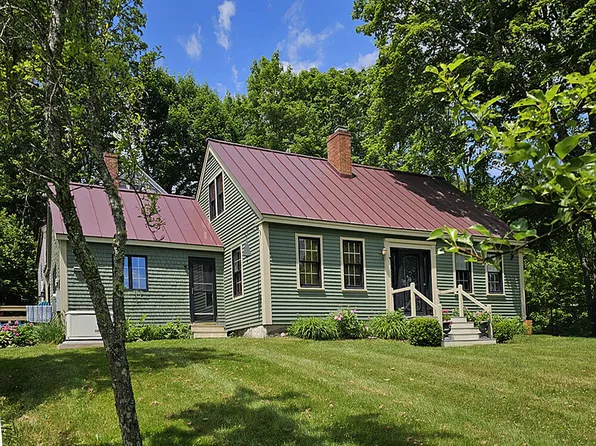 8 Longfellow School Road, Bristol, ME 04539