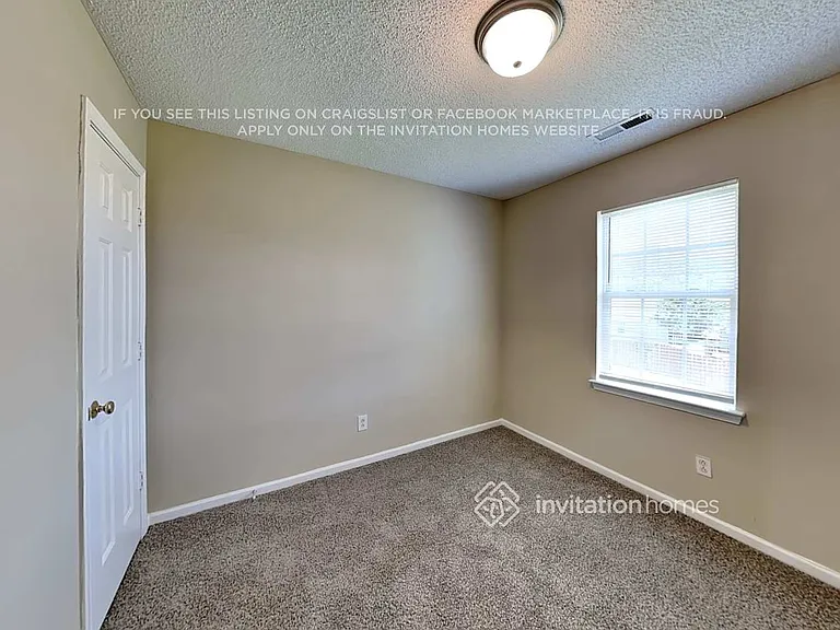 171 Golding Dr — Photo 15