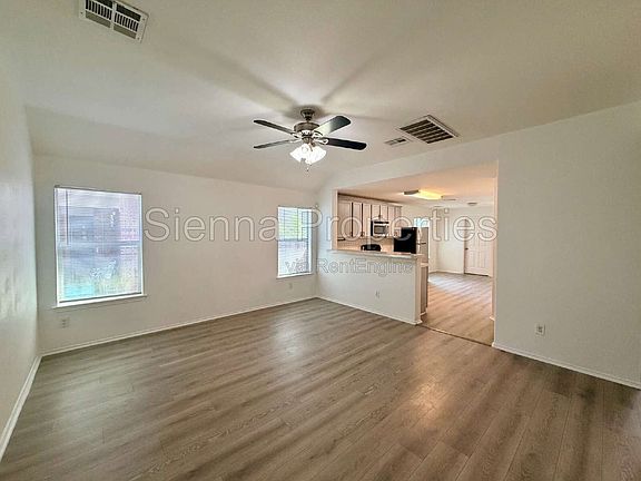 2nd image of 1148 Shadow Creek Blvd