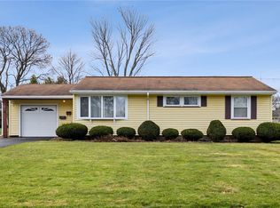 109 Kaymar Dr, Rochester, NY 14616