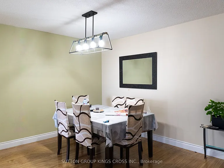 25 Kensington Rd #1007 — Photo 4