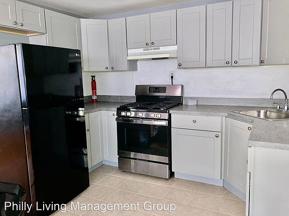 3rd image of 1323 E Upsal St #14627234